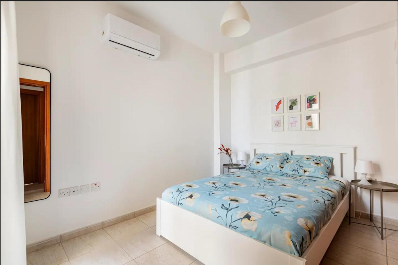 Top Floor Apartment City Center Larnaca Exterior foto