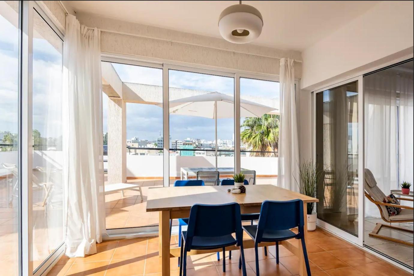Top Floor Apartment City Center Larnaca Exterior foto