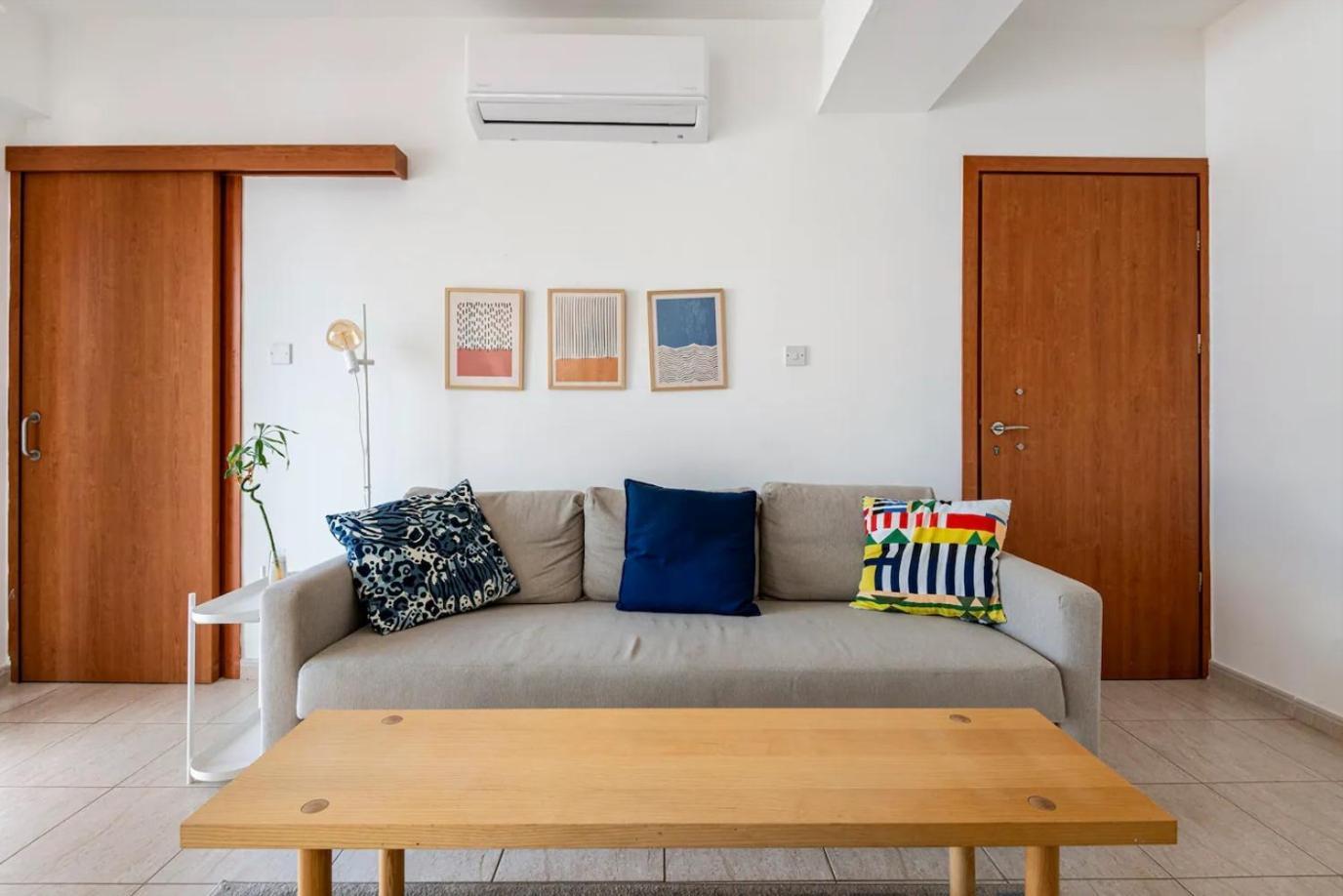 Top Floor Apartment City Center Larnaca Exterior foto