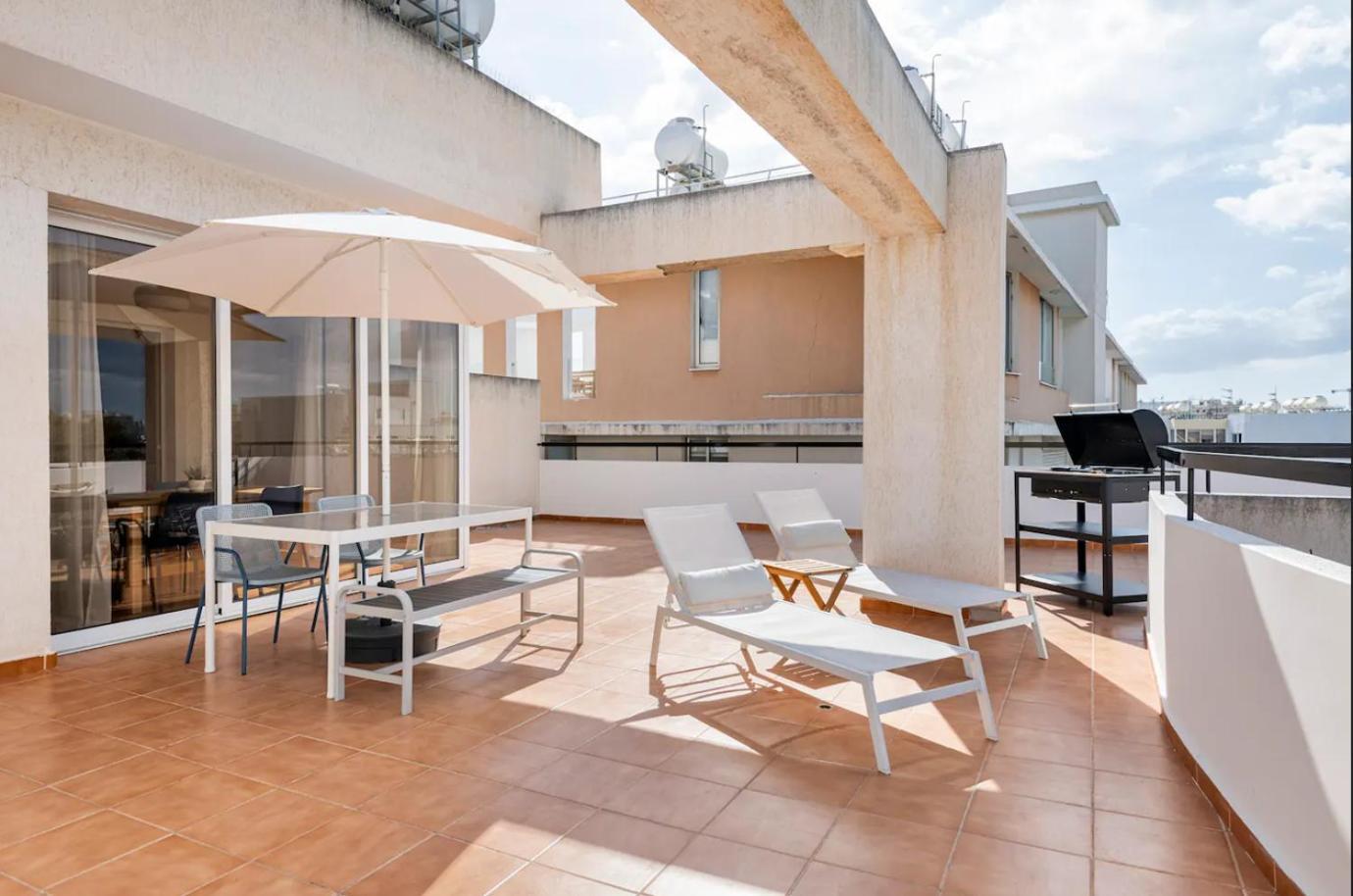 Top Floor Apartment City Center Larnaca Exterior foto