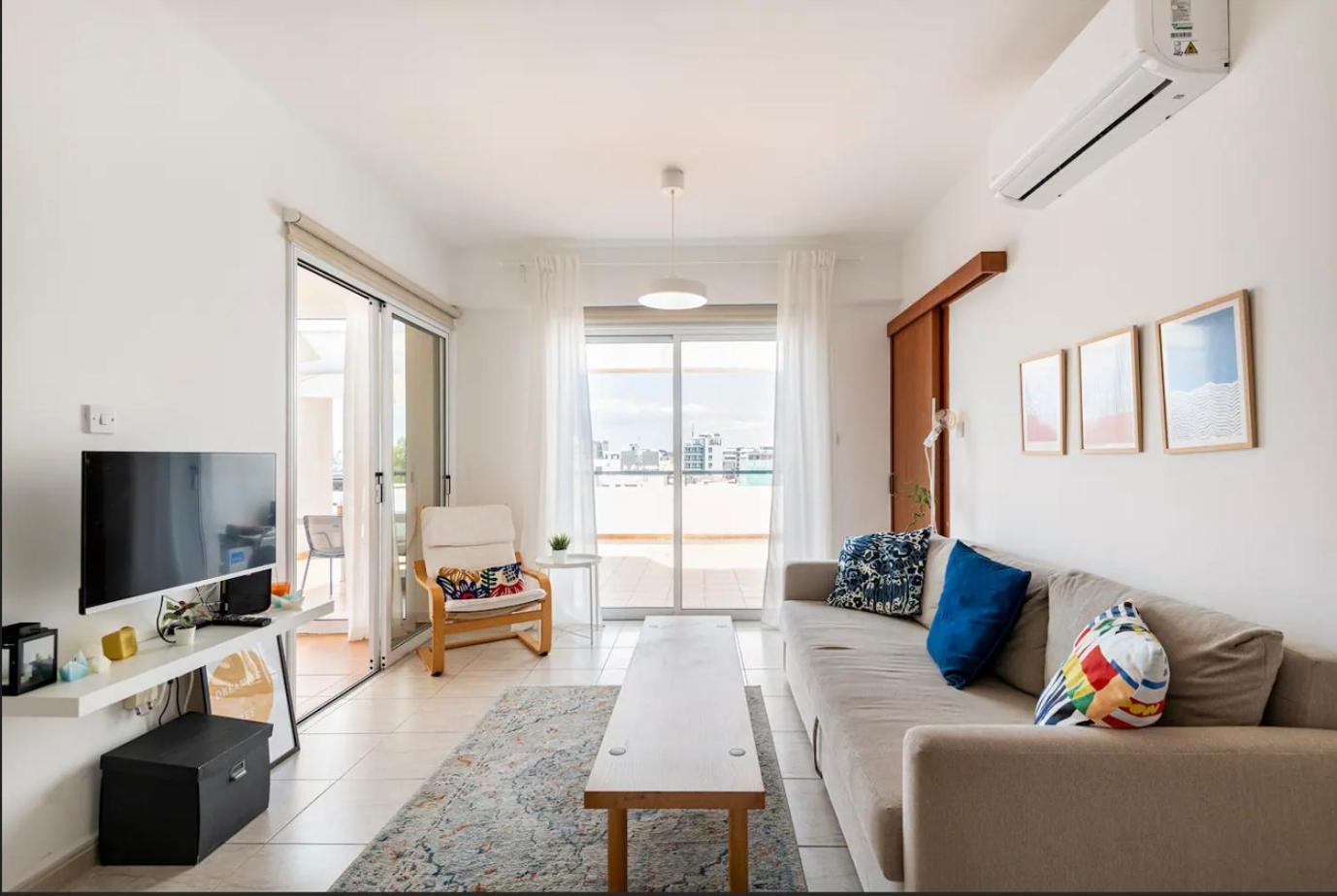 Top Floor Apartment City Center Larnaca Exterior foto