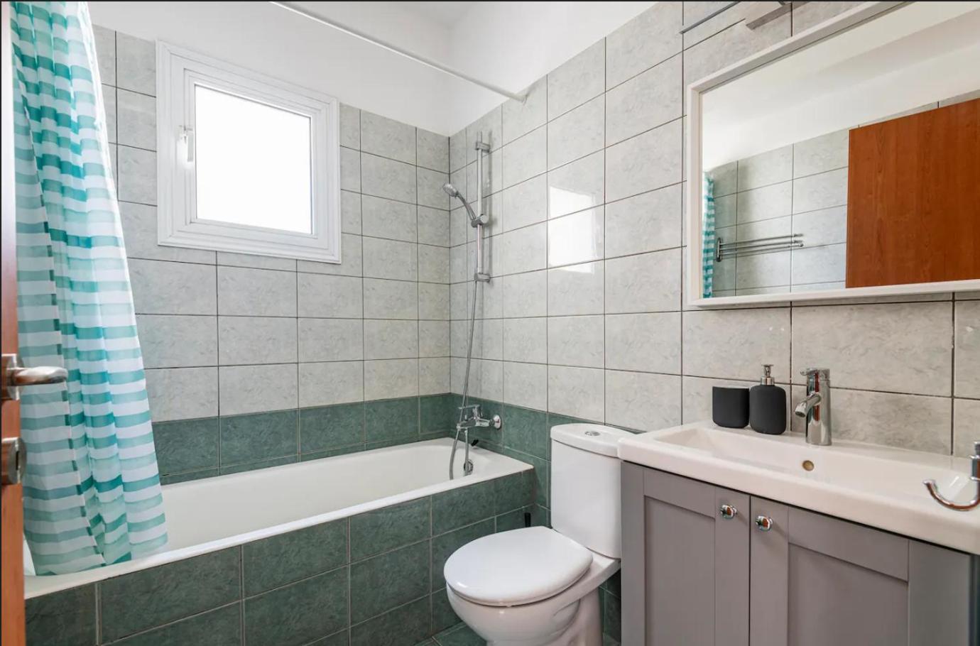 Top Floor Apartment City Center Larnaca Exterior foto